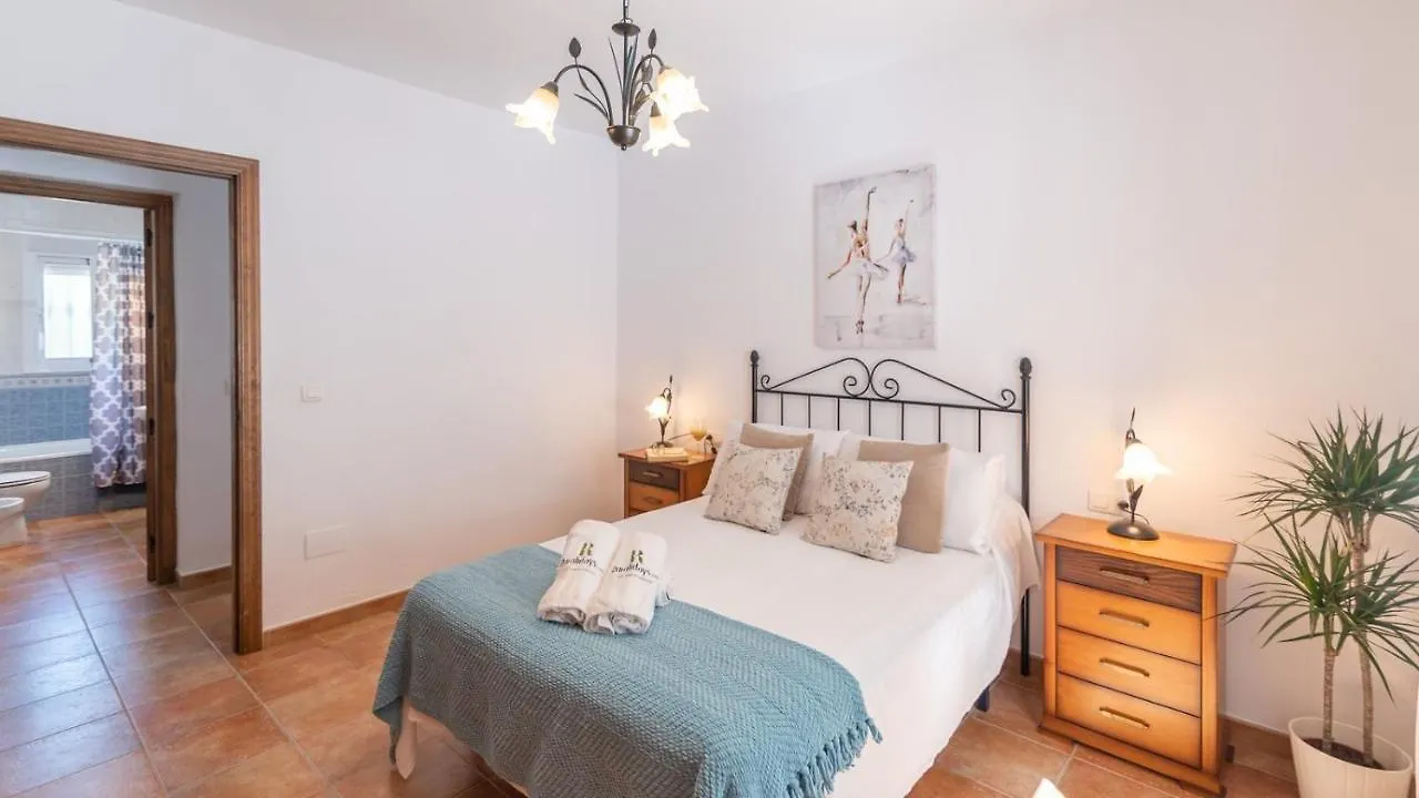Casa Rural Moreno Canillas De Albaida By Ruralidays