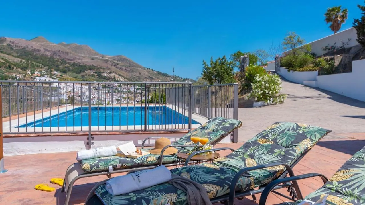Casa Rural Moreno Canillas De Albaida By Ruralidays
